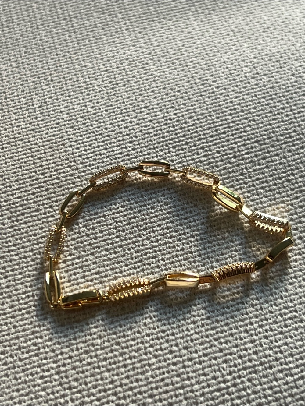 Anthropologie Gold Paperclip Tennis Bracelet Jewelry - Picture 3 of 4